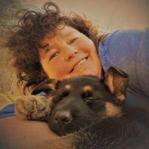 Meet your Posher, Becky